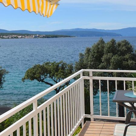 Apartments Margarita Малинска Екстериор снимка